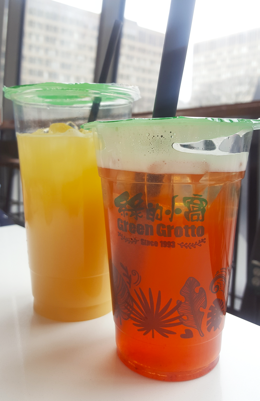 Green Grotto: White Peach Oolong Tea and Strawberry Iced Tea Review